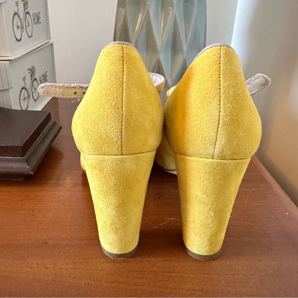 ✨Boden✨100% Suede Maryjanes in Yellow Leather Size 38.5 - Picture 3 of 6